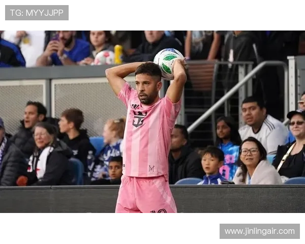 迈阿密国际足球队新星崛起 球场上演激情与梦想的完美交织